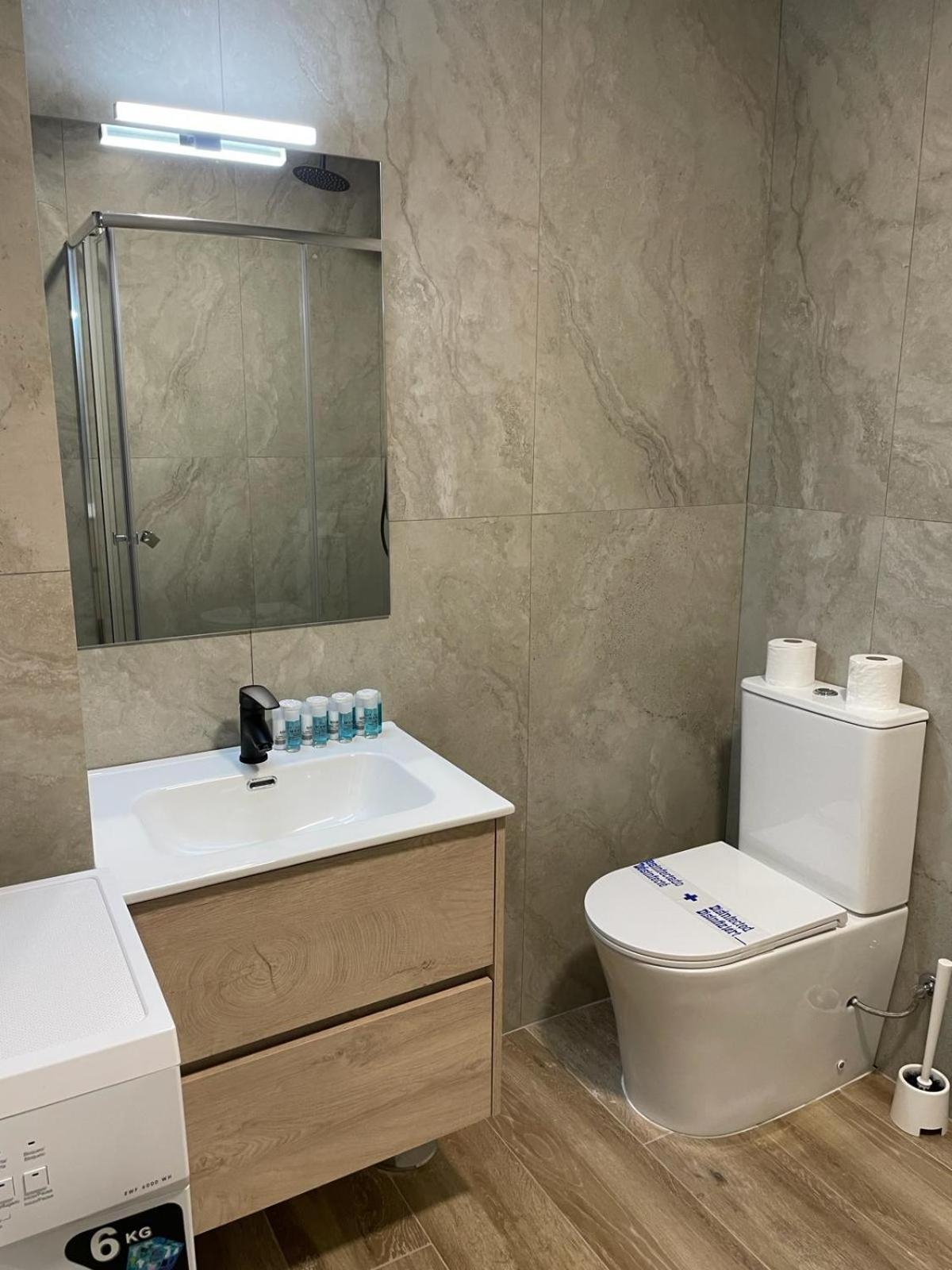 Appartamento Exyca Metropolitano Madrid Esterno foto