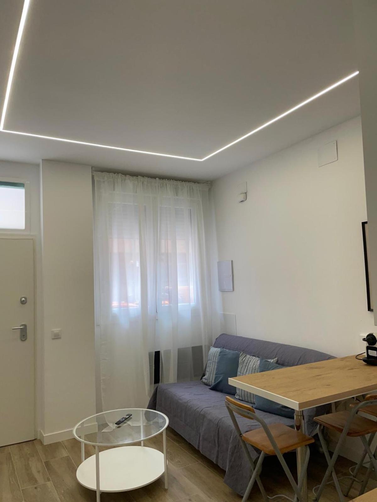 Appartamento Exyca Metropolitano Madrid Esterno foto